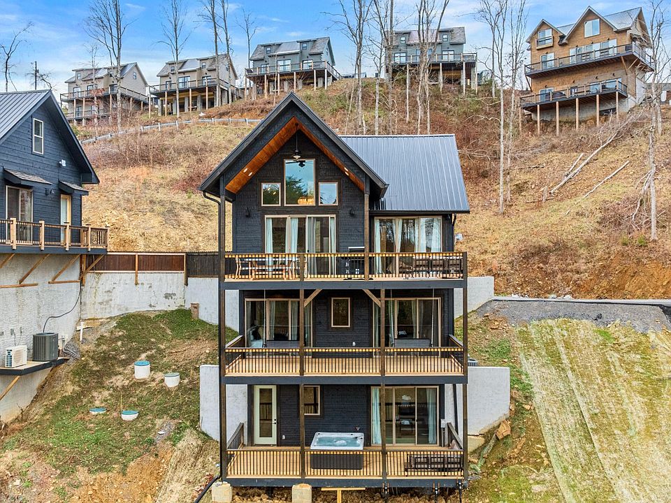 2nd image of 288 Jolene Way