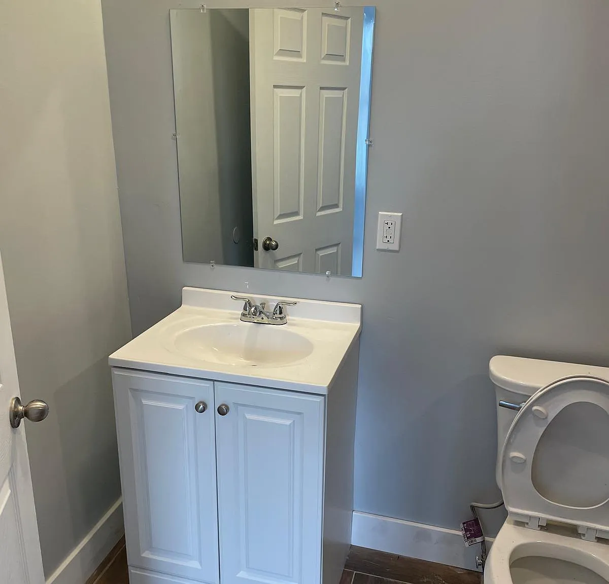 5 bed, 1932 sqft, $2,075 — Photo 3