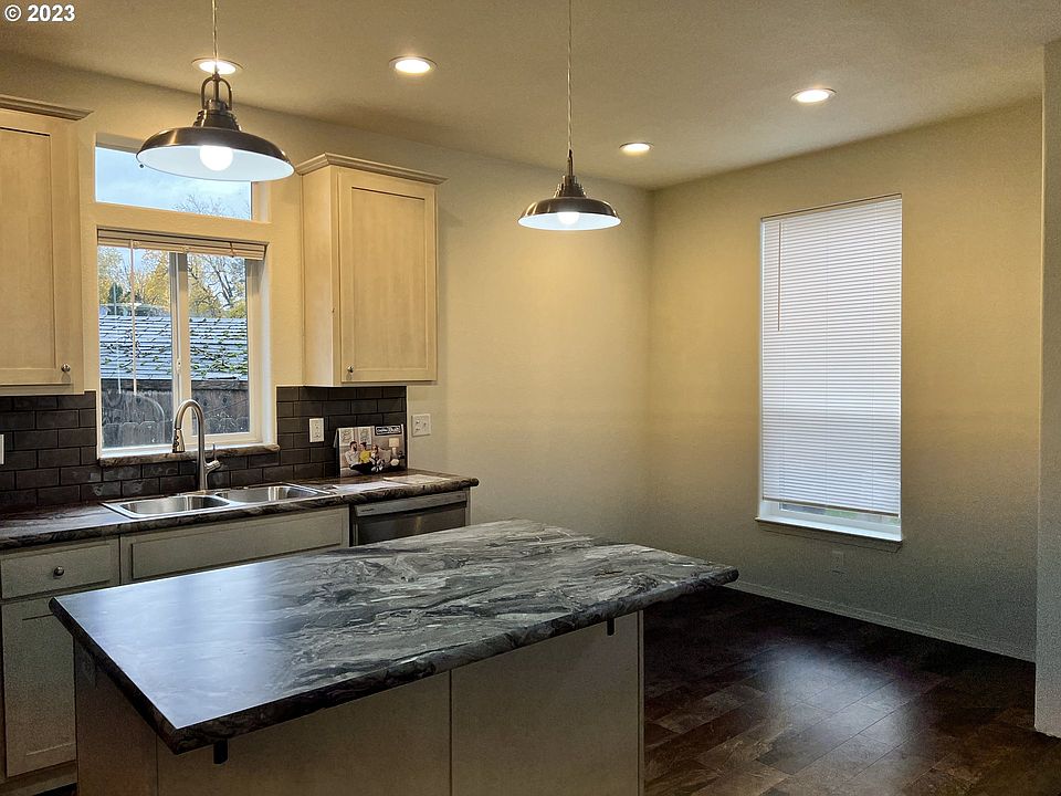 9700 SW Tualatin Rd Tualatin, OR Zillow Apartments for Rent in Tualatin