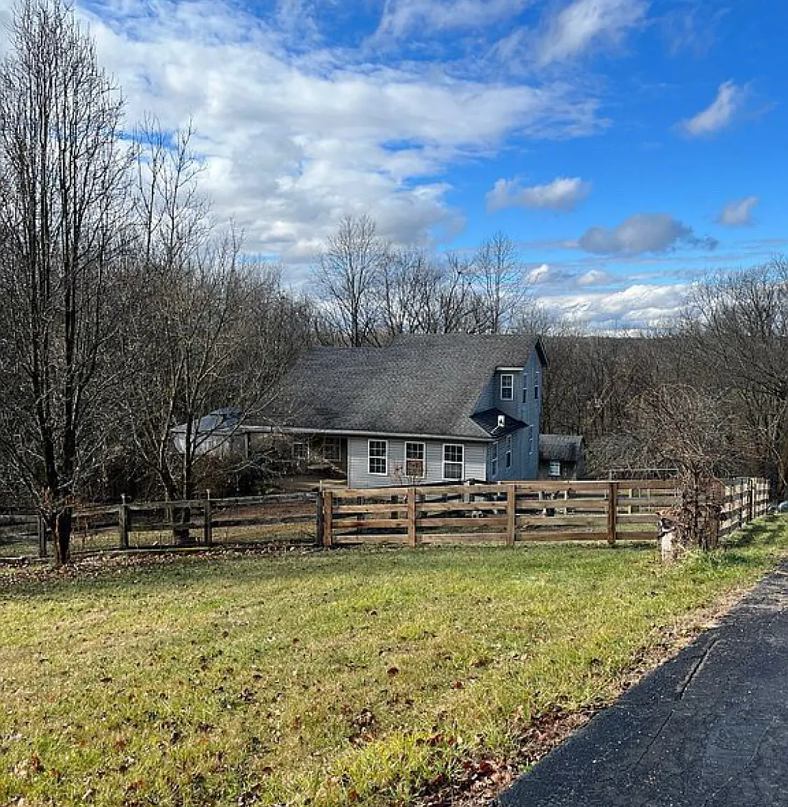 4 bed, 2298 sqft, $2,600 — Photo 1