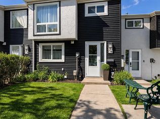 11407 E Braniff Rd SW #34, Calgary, AB T2W 1C5