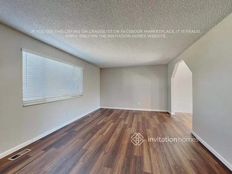 2853 S Bahama St — Photo 7