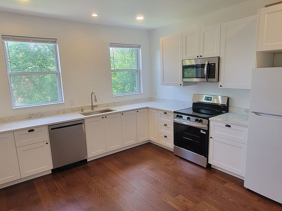 1st image of 4313 Stanley St