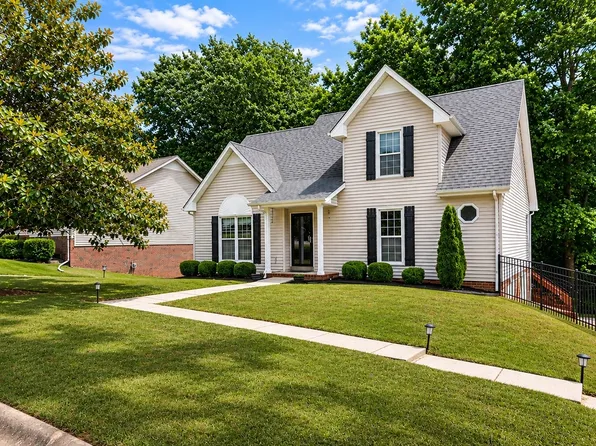 755 Cloud Dr, Clarksville, TN 37043