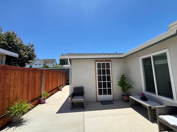 379 Hamilton St Unit B, Costa Mesa, CA 92627