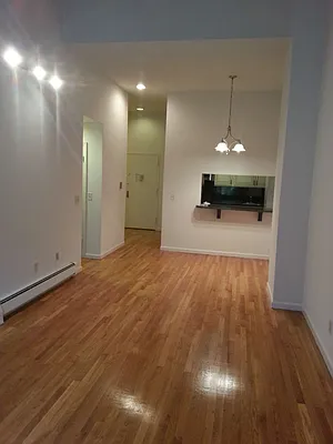 Rented by Maximo Properties | media 13