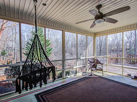 4th image of 1179 Narrows Ln