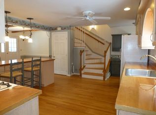 4 Pershing St #A, Westford, MA 01886