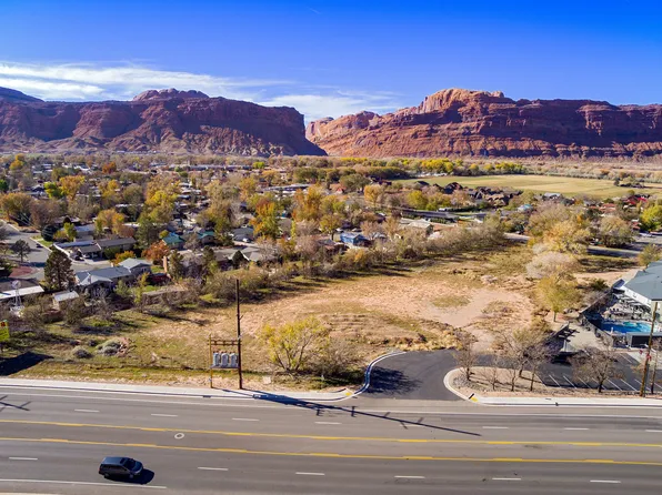 911 N Main St, Moab, UT 84532