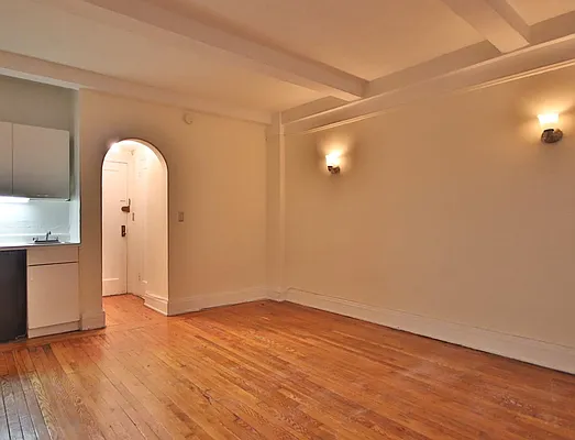 Rented by MetroNest | media 10