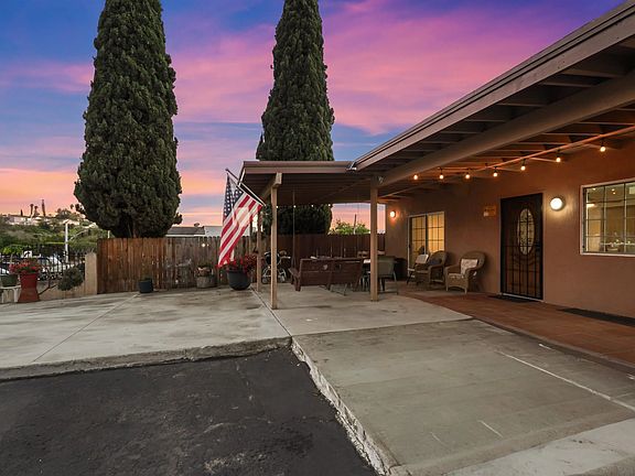 3rd image of 820 Frances Dr