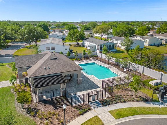 5th image of 3398 Edgehill Ct #1
