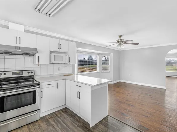 7865 148th St, Surrey, BC V3S 3G1