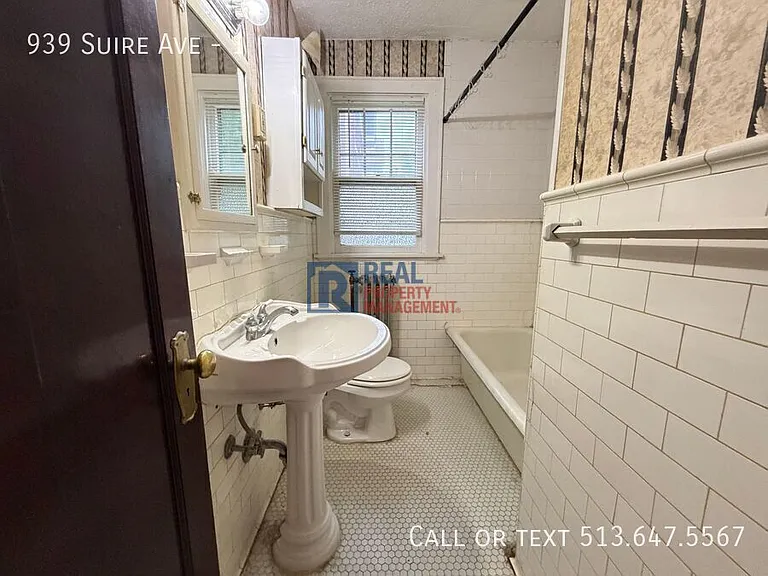 939 Suire Ave #1 — Photo 10