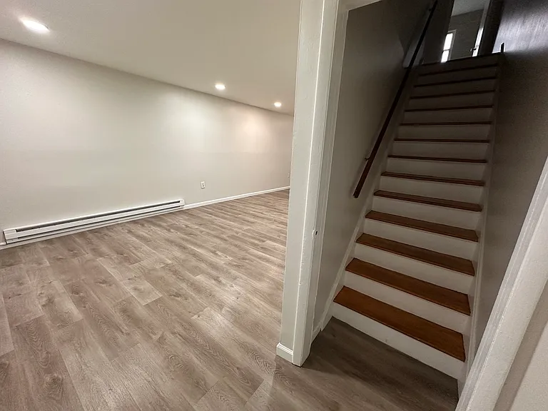 22 Lake St #5B — Photo 9