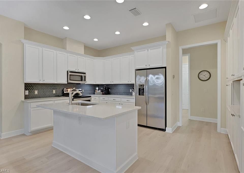 1st image of 9524 Isla Bella CIR