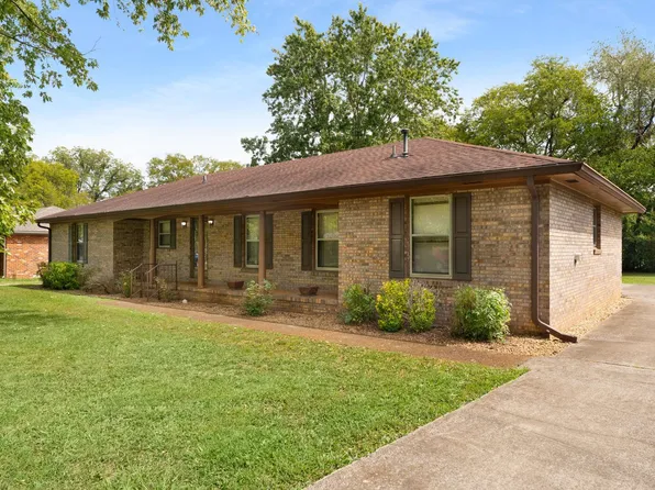 2322 Hillmont Dr, Murfreesboro, TN 37129