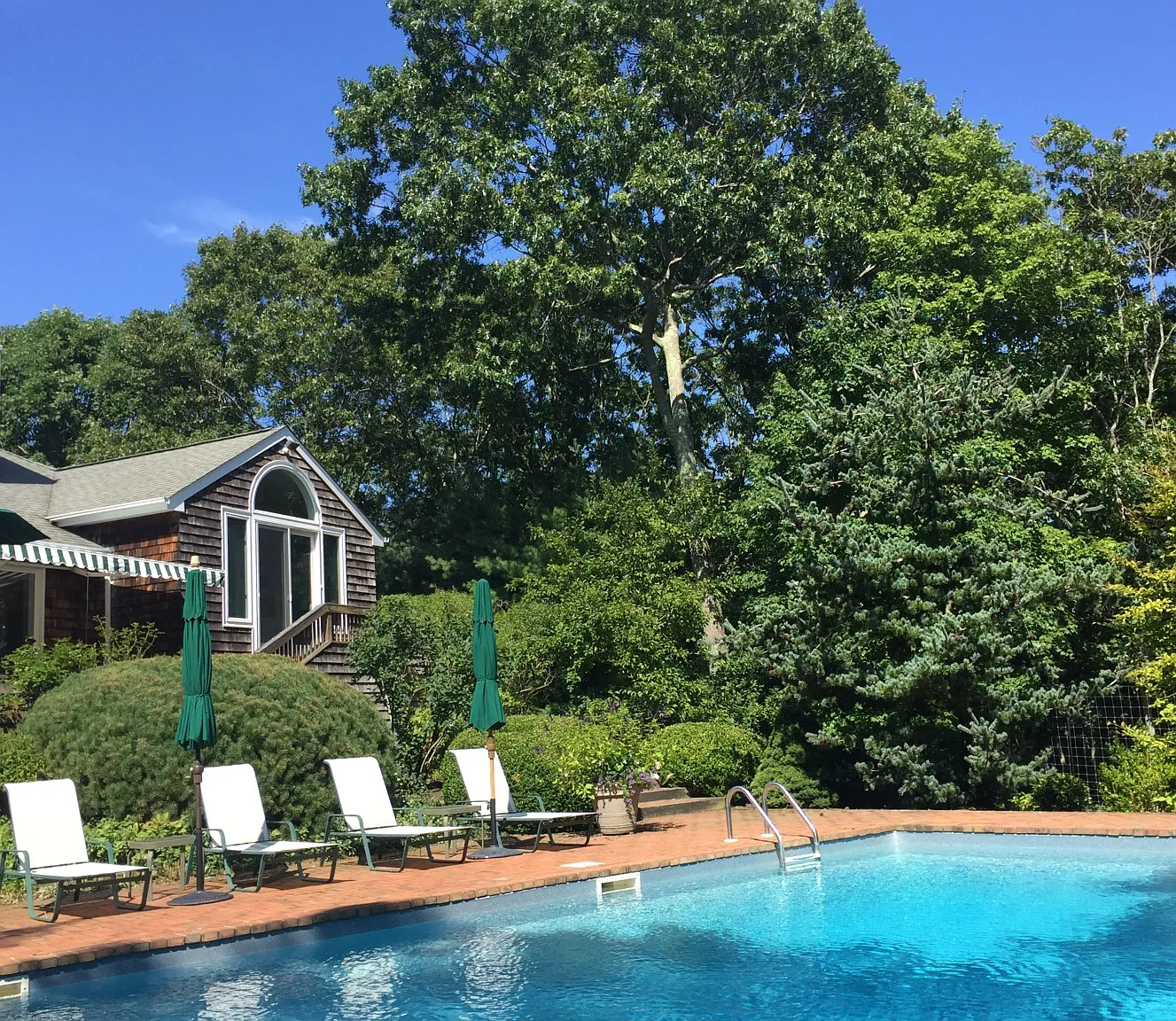 Pristine With Pool East Hampton Northwest by Bay — Photo 1