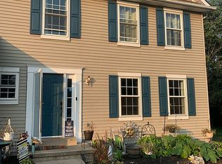 1717 Pheasant Ln, Quakertown, PA 18951