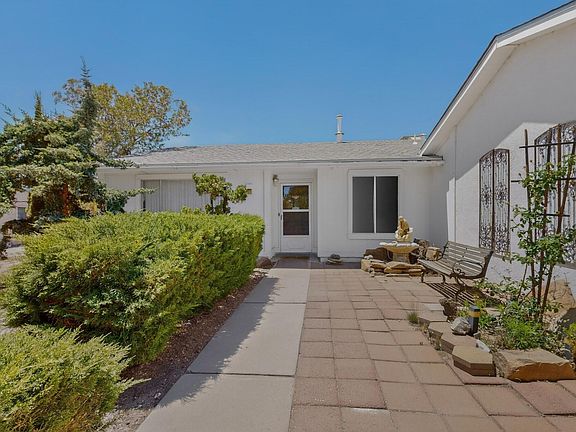3rd image of 9921 Plunkett Dr NW