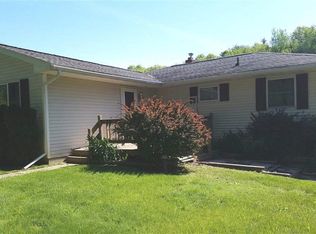 1447 Munith Rd, Jackson, MI 49201