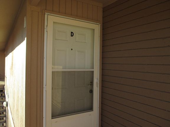 4th image of 1622 E Campbell Ave APT D
