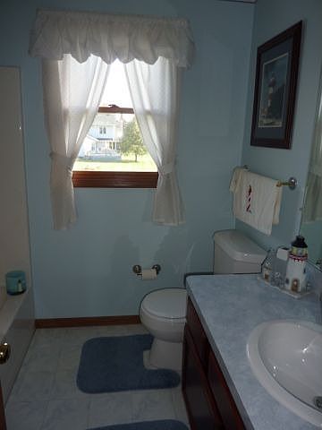 1st image of 228 Bishop Dr