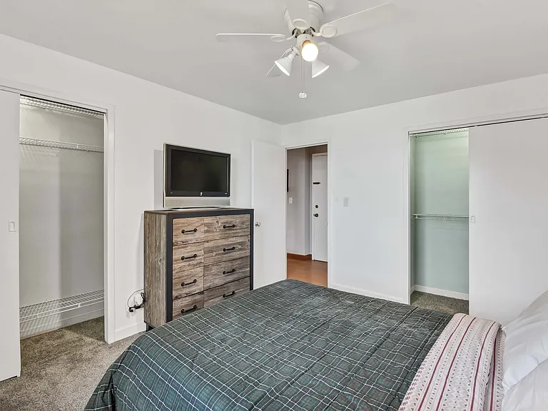 11850 Edgewater Dr #820 — Photo 26