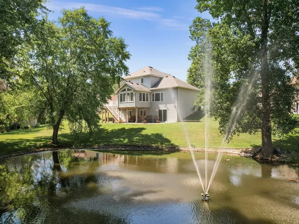 1425 Creekside Ct, Waconia, MN 55387