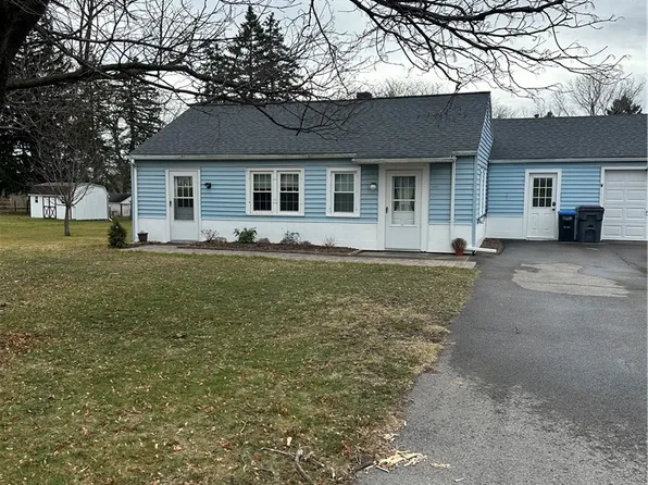 503 Clinton St, Penn Yan, NY 14527