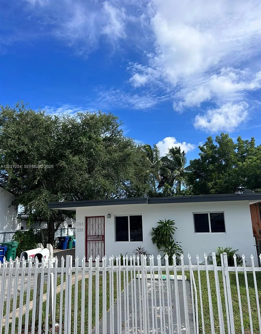 Stephen Manor — Photo 4