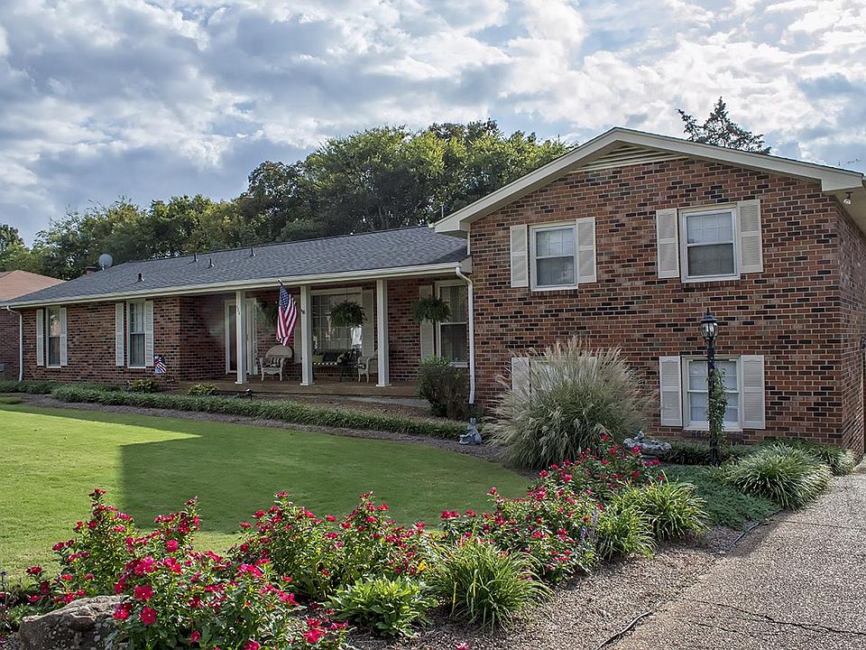 1st image of 116 Islandia Dr