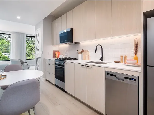 153-10 88th Avenue image 2 of 24