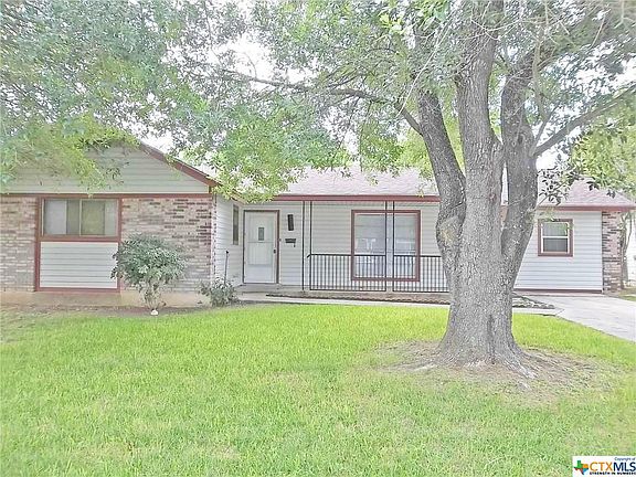 2nd image of 1068 Richmond Dr
