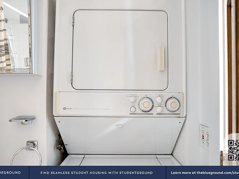 Washer/Dryer in Apartment