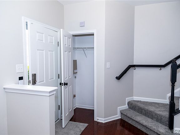3rd image of 5515 Belle Pond Dr