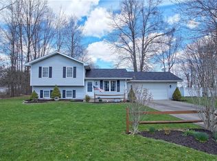 709 Breezewood Ln, Orwell, OH 44076