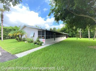 2083 Monroe Ave #8, Naples, FL 34112