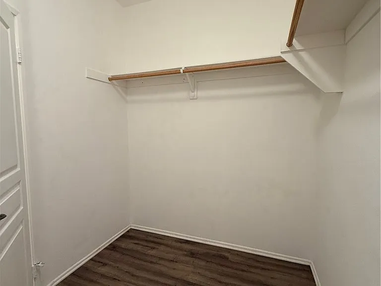 2250 Watermarke Pl — Photo 26