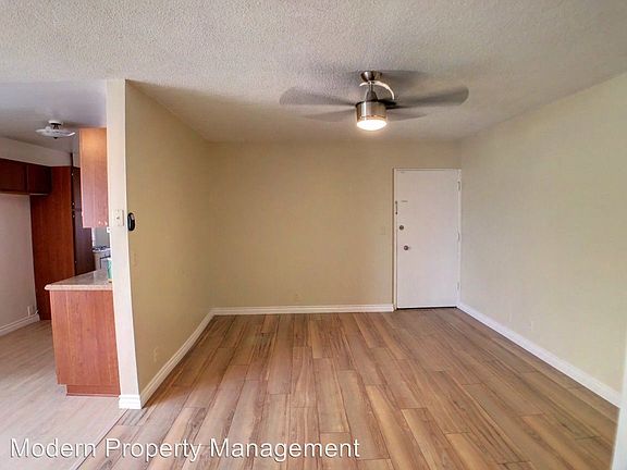 3rd image of 6641 Beck Ave APT 6