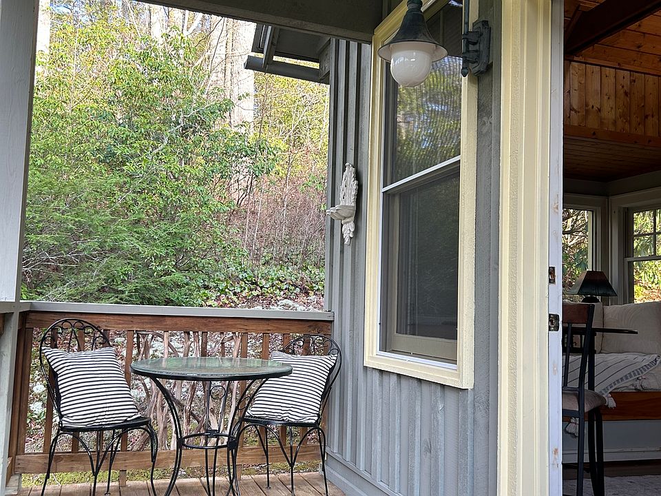 Cottage porch/sitting area
