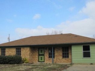 701 Johnson Dr, West Memphis, AR 72301