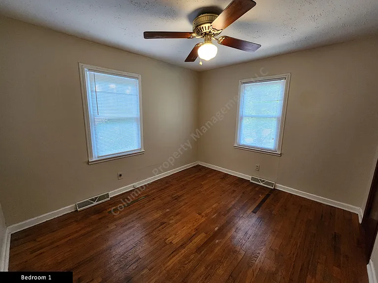 816 Howard St — Photo 12
