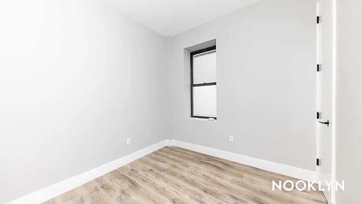 Rented by Nooklyn NYC LLC | media 11