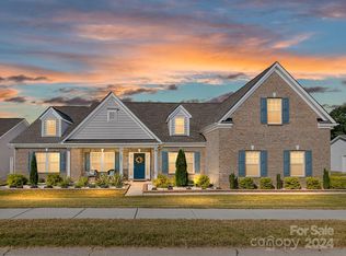1401 Brooksland Pl, Waxhaw, NC 28173