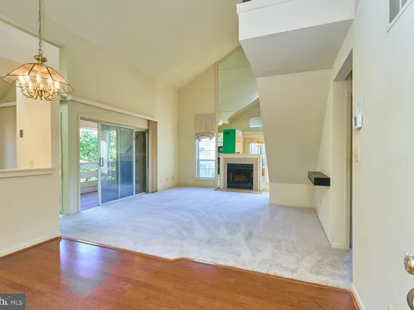 4551 Interlachen Ct #B, Alexandria, VA 22312