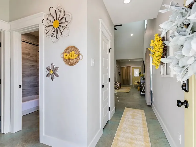 2303 W Beauregard Ave #B — Photo 30