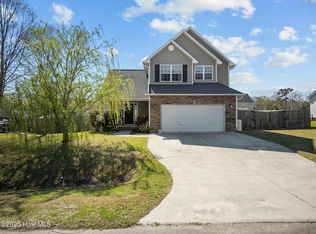 314 Springcreek Ct, Hubert, NC 28539
