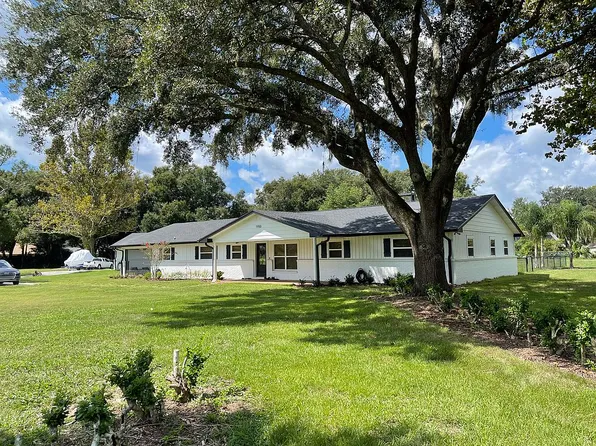 1950 N Country Rd, Eustis, FL 32726