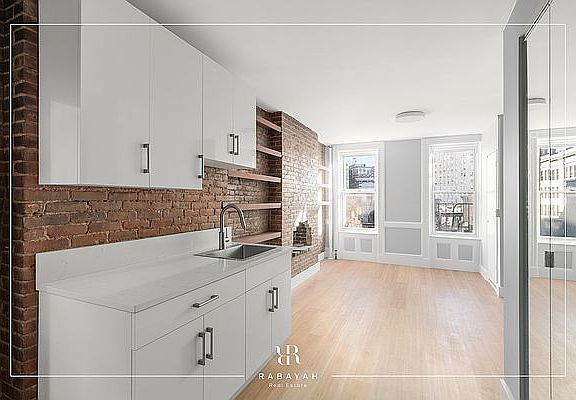4th image of 140 W 10th St APT 5RE